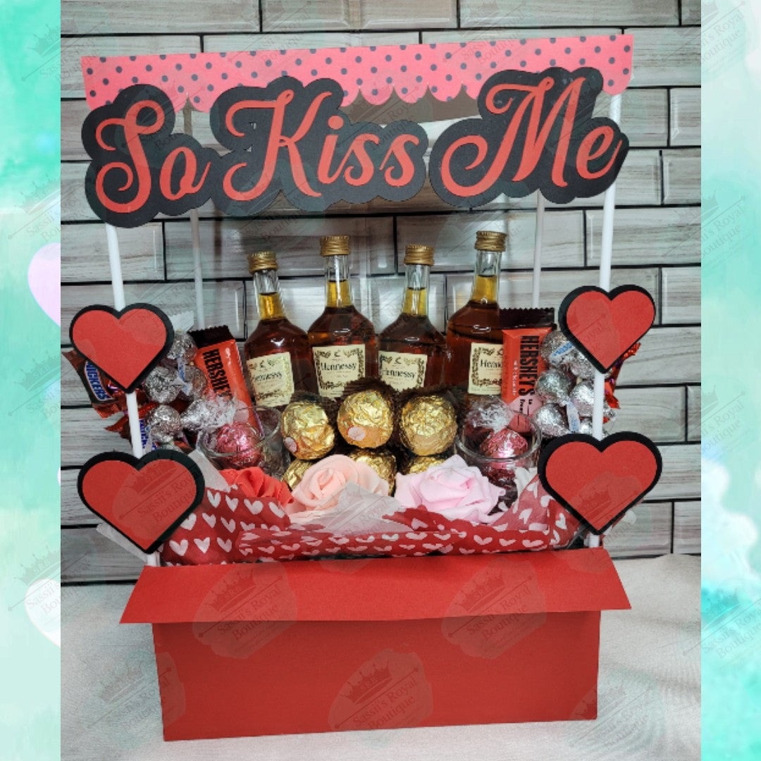 Shot o'Clock Kissing booth Gift box